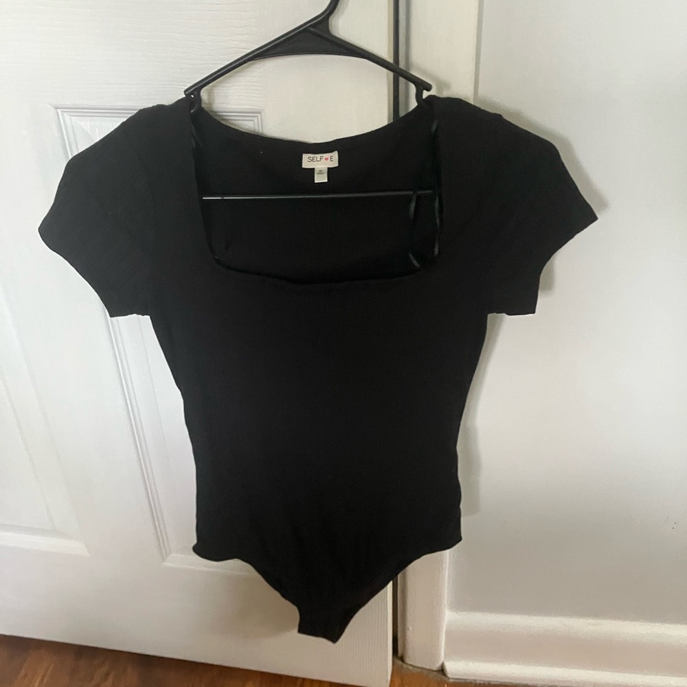 SELFIE Black Short Sleeve Bodysuit M